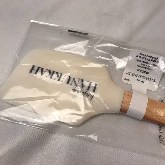 Happy Hanukkah Spatula THRESHOLD Silicone with Wooden Handle NEW - Picture 7 of 8